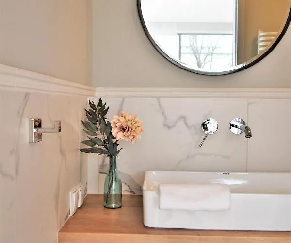 Aparthotel Patio Riverfront 4*