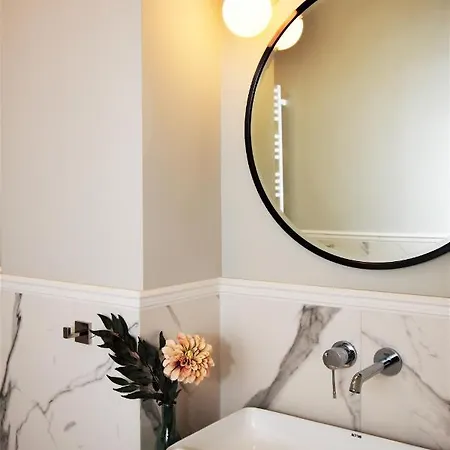 Patio Riverfront 公寓式酒店 4*