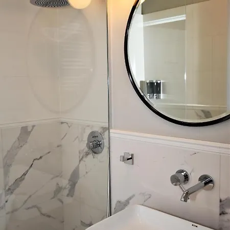 Patio Riverfront Ξενοδοχείο με διαμερίσματα Γκντανσκ