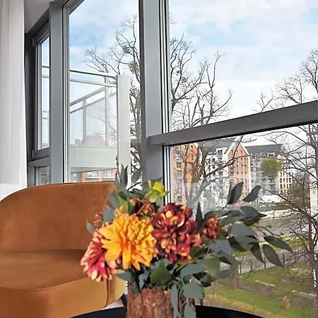 Patio Riverfront Aparthotel Gdańsk