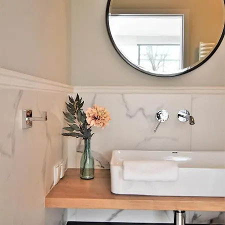 Aparthotel Patio Riverfront 4*