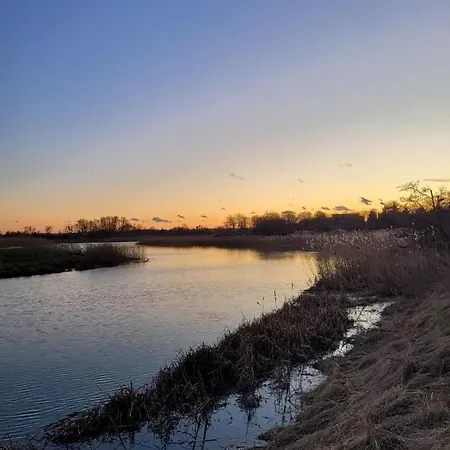 Aparthotel Patio Riverfront